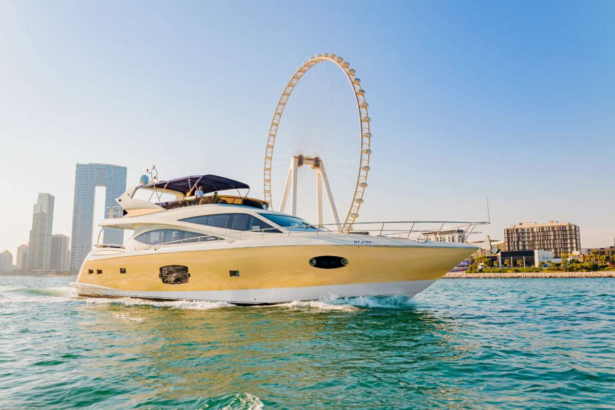 astra yacht dubai